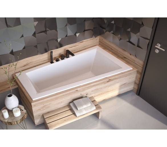 Акриловая ванна BESCO INTIMA SLIM 150х85 см. правая 